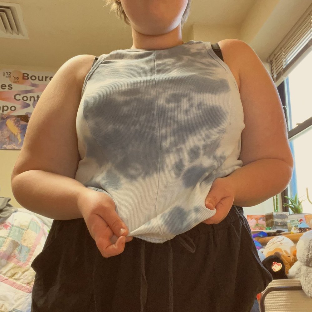 Forever 21+ blue and white tie die halter tank top